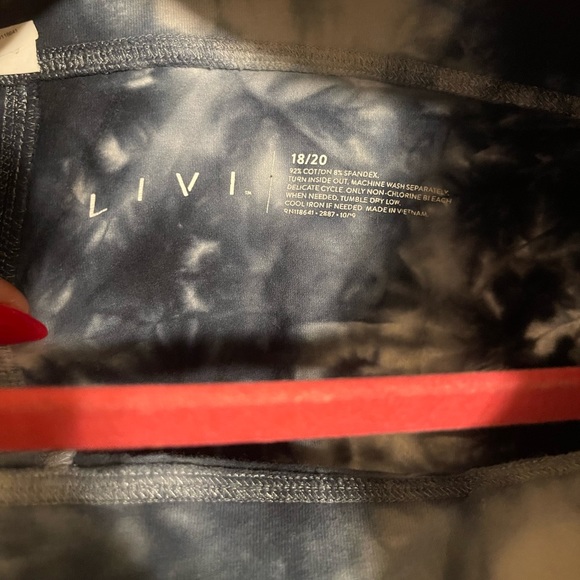 Lane Bryant LIVI active leggings - Picture 3 of 3